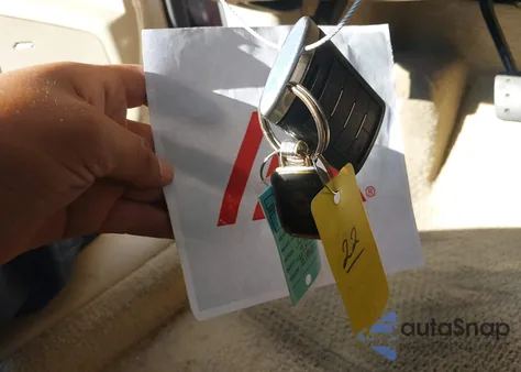 2008 Cadillac Sts V6 z USA, uszkodzony, nr VIN 1G6DW67V880118591